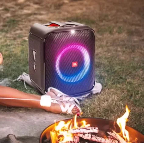 Karaokê JBL – Caixa de Som Portátil com Dois Microfones