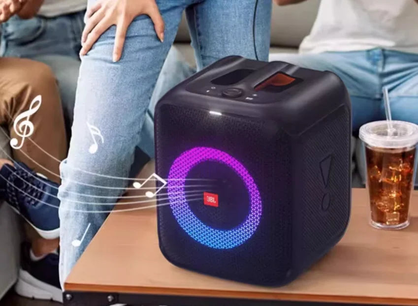 Karaokê JBL – Caixa de Som Portátil com Dois Microfones