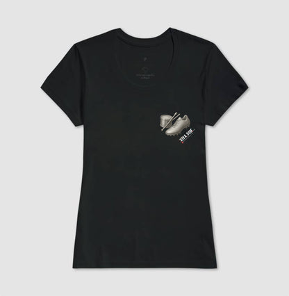 Futebol - Chuteira e tambor minimalista - Camiseta Masculina(clássica) Feminina (baby look)