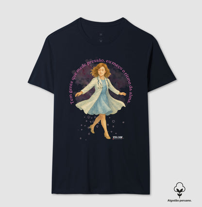 Médico mede o ritmo da alma - Camiseta e Baby Look (algodão peruano)