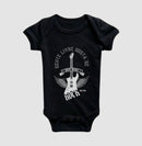 Gente livre gosta de Rock” — com a guitarra - Camiseta Confort (100% Algodão) Clássica e Baby Look 497146