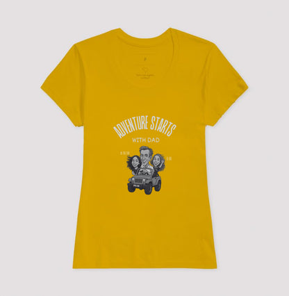 Pai aventureiro no Jeep - Camiseta Masculina (clássica) e Feminina (baby look) - Confort