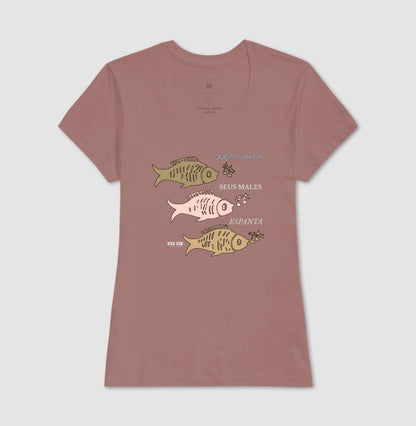 Peixes Cantores “Quem Canta, Seus Males Espanta - Camiseta Confort Masculina / Feminina (100% Algodão) 497146