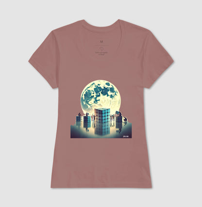A LUA E O CUBO - Camiseta Confort Masculina e Feminina