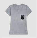 A energia do Rock: Bolso da Caveira - Camiseta Confort Masculina e Feminina 497146