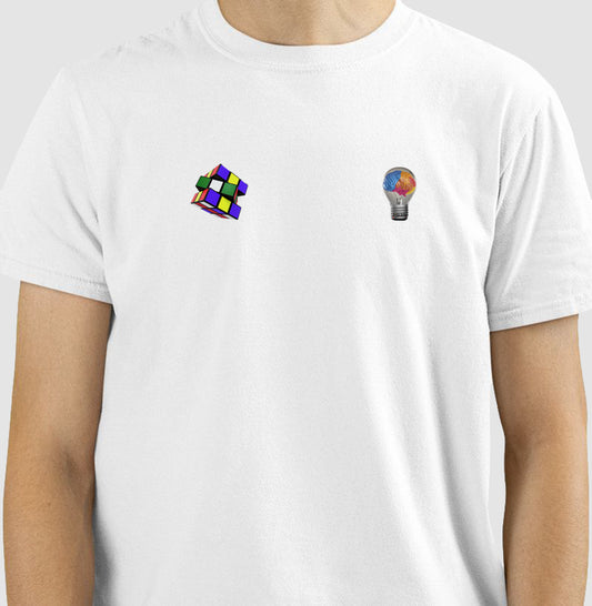 A lâmpada e o Cubo Mágico - Camiseta Confort Masculina e Feminina