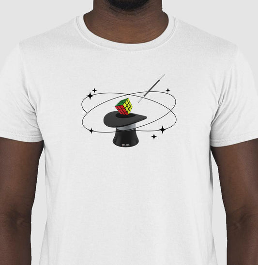 A mágica do cubo mágico - Camiseta Confort Masculina e Feminina