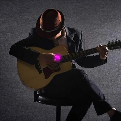 Palheta LED Guitarra STAR – Palheta Iluminada para Instrumentos de Corda