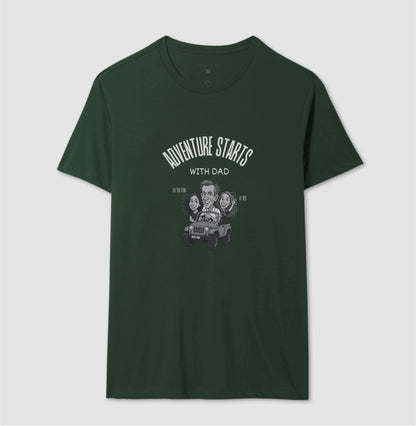 Pai aventureiro no Jeep - Camiseta Masculina (clássica) e Feminina (baby look) - Confort
