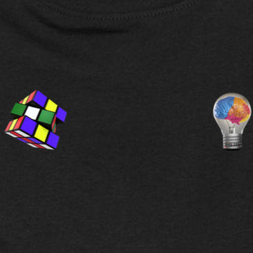 A lâmpada e o Cubo Mágico - Camiseta Infantil