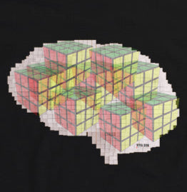 O Cérebro  com cubos mágicos - Camiseta infantil